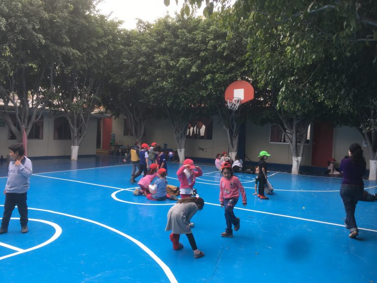 Cómo criar a tus hijos SIN PANTALLAS y ¡sin volverte loca! Colegio  Montessori de Querétaro 