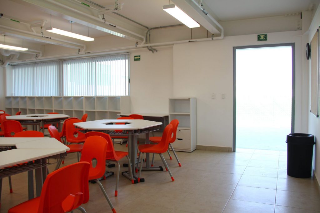 innova schools ecatepec salones secundaria 1024x683