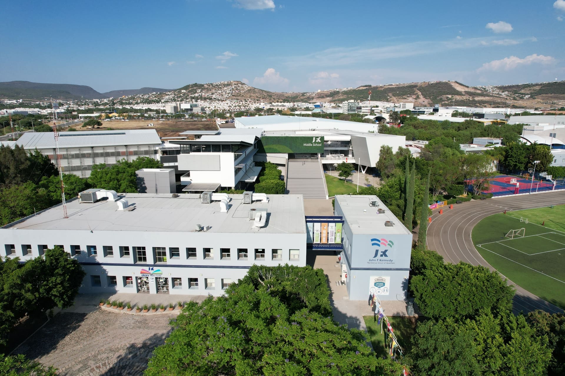 John F. Kennedy - The American School of Querétaro - Edutory México